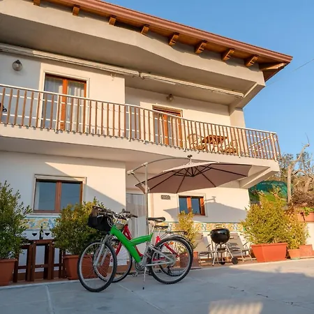 Amura - Due Golfi * SantʼAgata sui Due Golfi