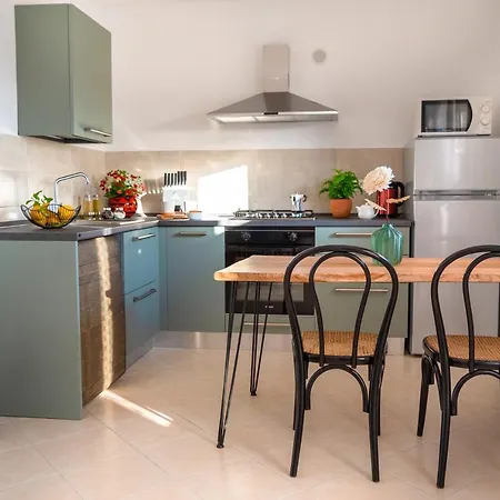 Amura - Due Golfi * SantʼAgata sui Due Golfi